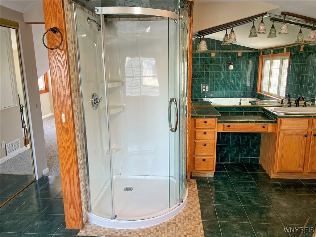 375 Northwood Drive, Tonawanda, New York image 32