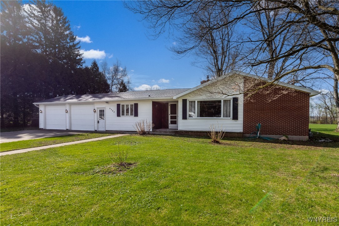 6382 E Lake Road, Newfane, New York image 2