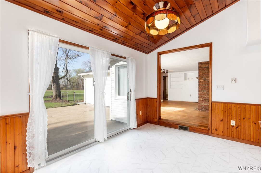 6382 E Lake Road, Newfane, New York image 14