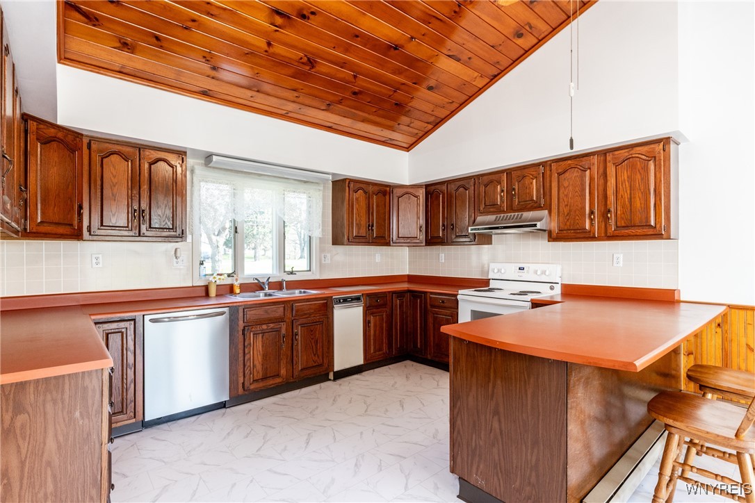 6382 E Lake Road, Newfane, New York image 13