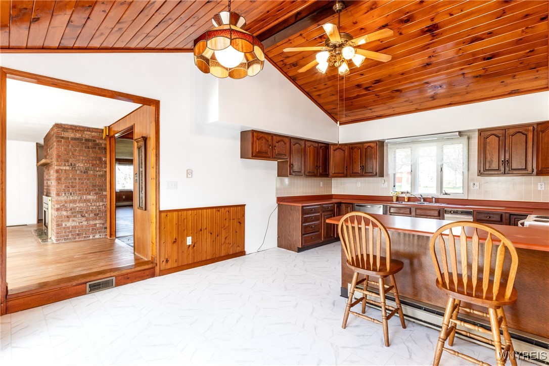 6382 E Lake Road, Newfane, New York image 12