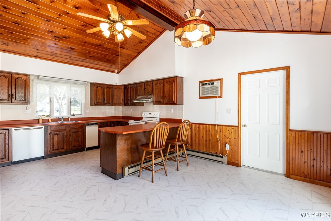 6382 E Lake Road, Newfane, New York image 11