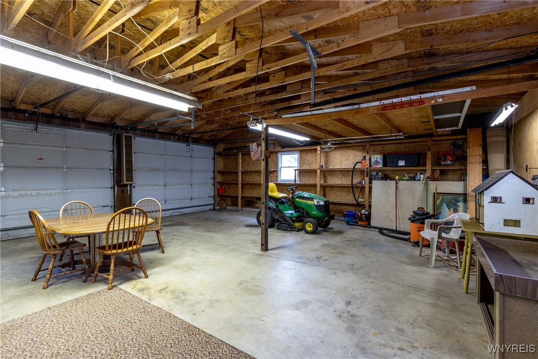 6382 E Lake Road, Newfane, New York image 38