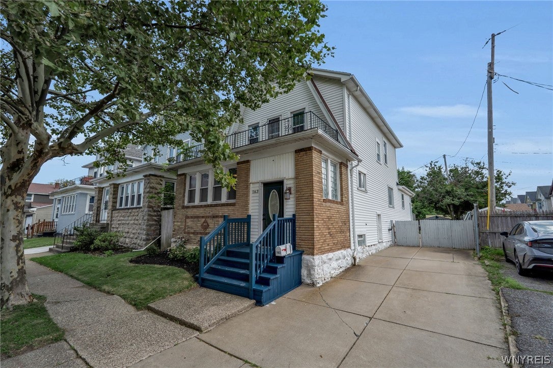 163 Taunton Place
