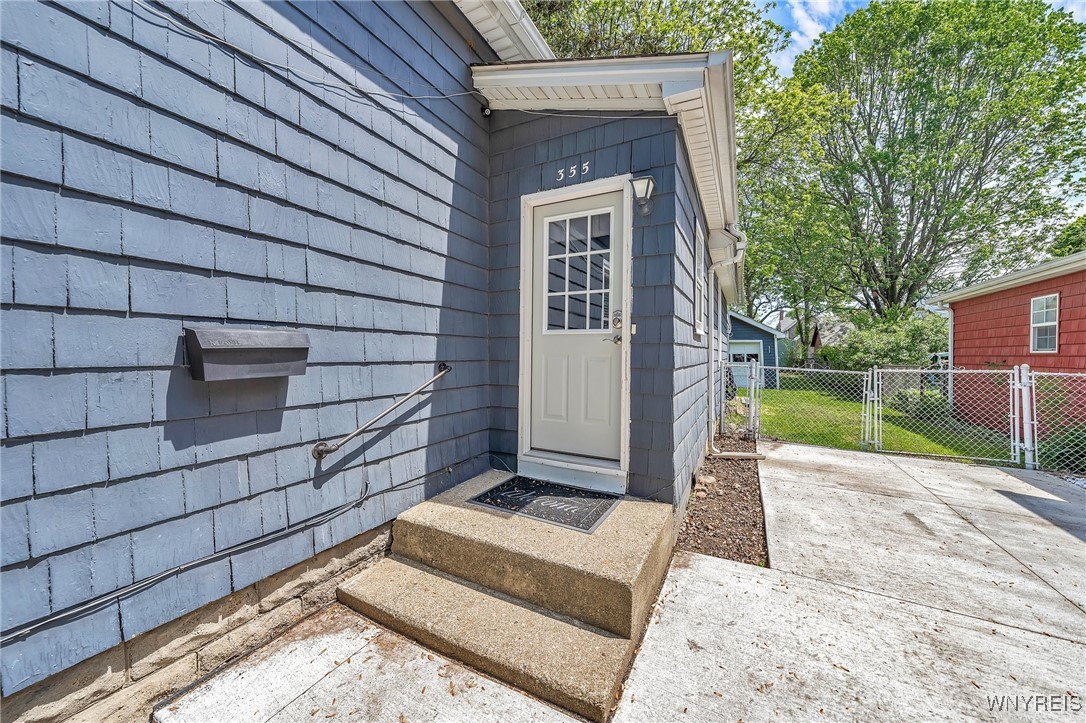 355 Bryant Street, North Tonawanda, New York image 4