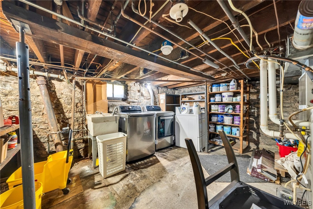355 Bryant Street, North Tonawanda, New York image 26