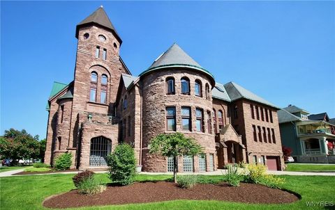 Photo of 233 Richmond Avenue #8, Buffalo, NY 14222 (MLS # B1610246)