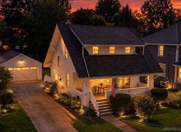 256 Maple Avenue