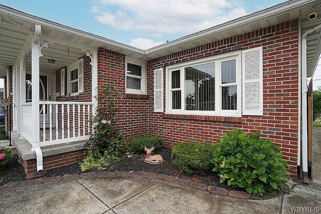 58 Hillwood Drive