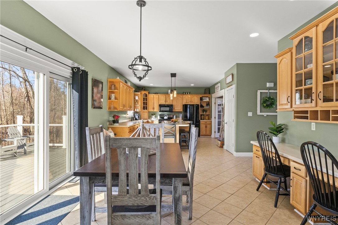 8987 Hickory Meadows Road, Boston, New York image 18