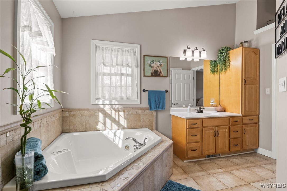 8987 Hickory Meadows Road, Boston, New York image 29