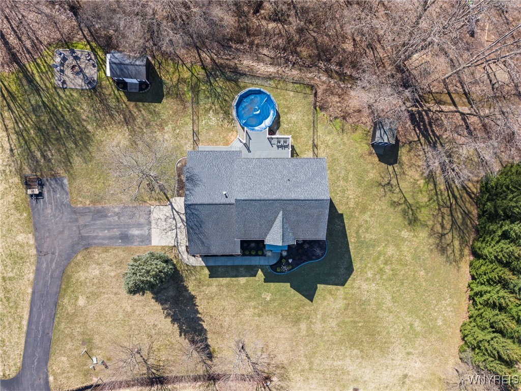 8987 Hickory Meadows Road, Boston, New York image 39