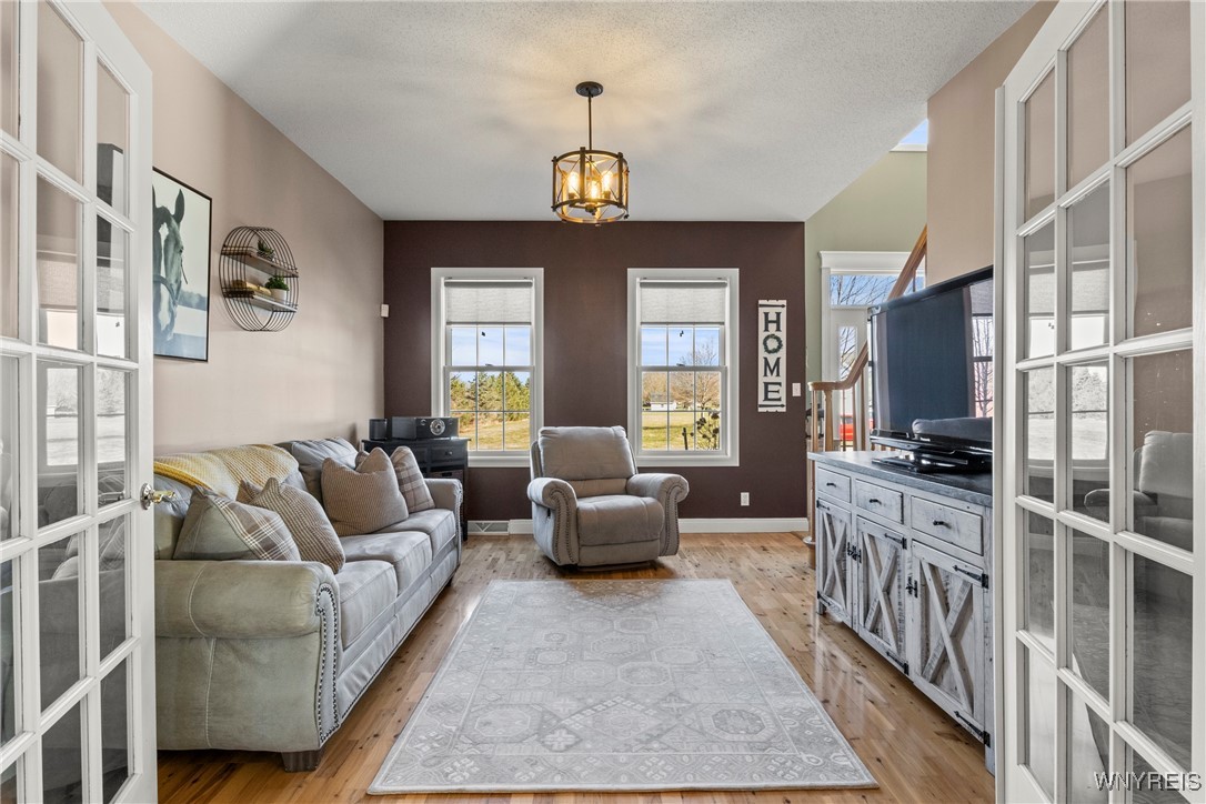 8987 Hickory Meadows Road, Boston, New York image 21