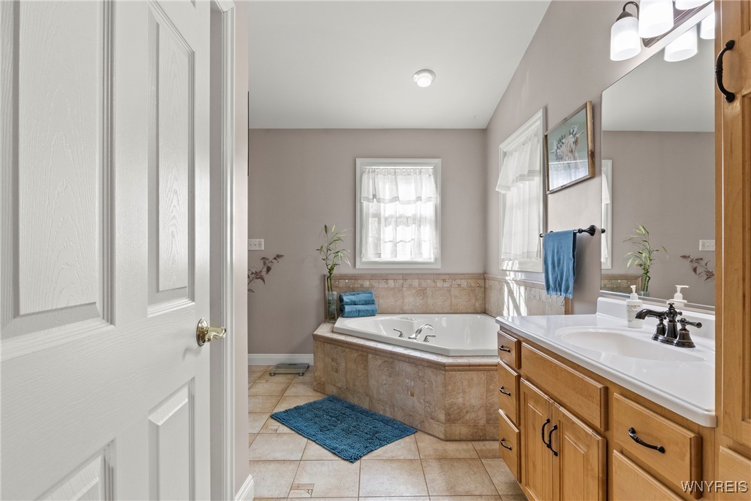 8987 Hickory Meadows Road, Boston, New York image 28