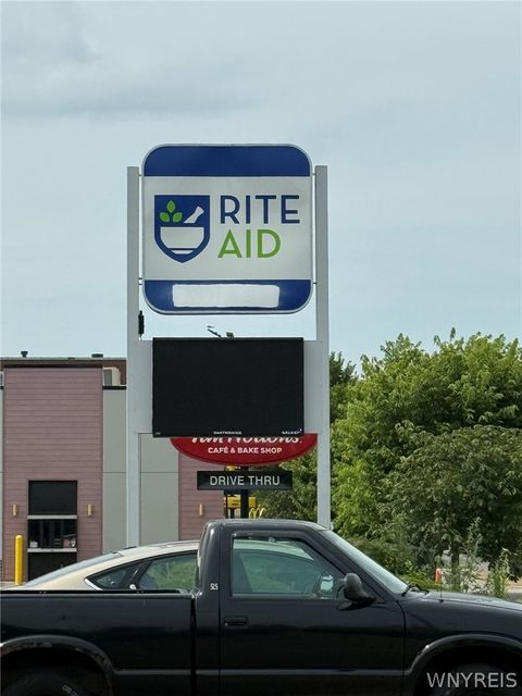 Photo of 350 Niagara Street, Buffalo, NY 14201 (MLS # B1661801)