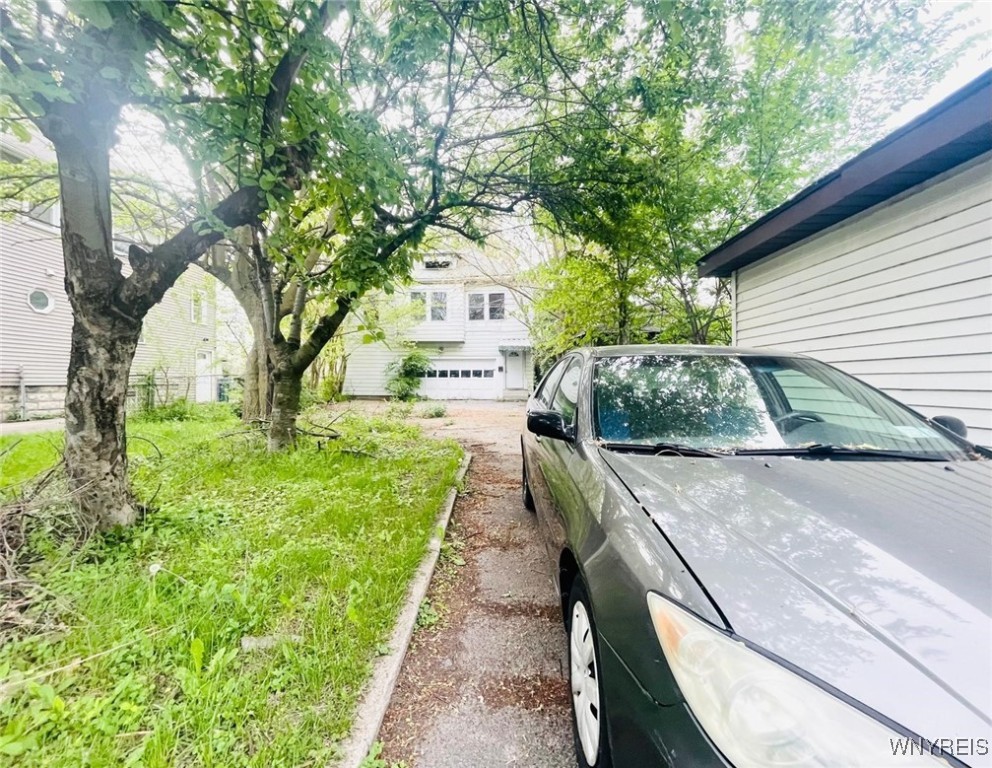 115 Stratford Road, Buffalo, New York image 3