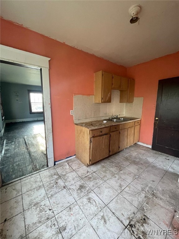 115 Stratford Road, Buffalo, New York image 6