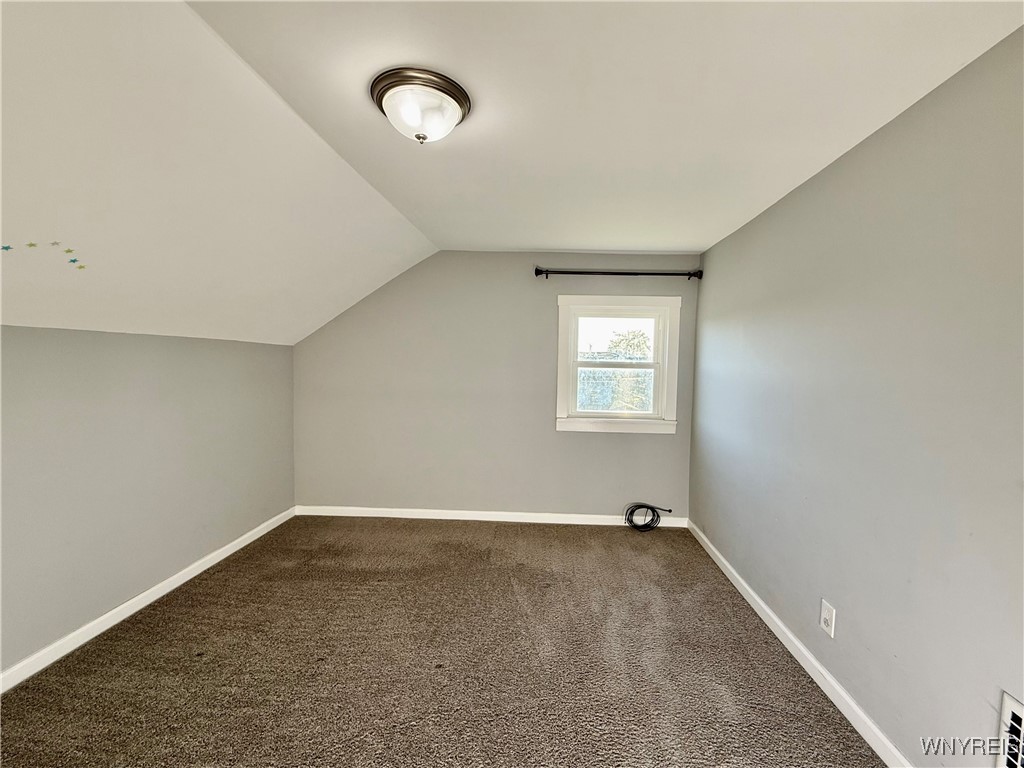 101 Spruce Street, Lackawanna, New York image 37