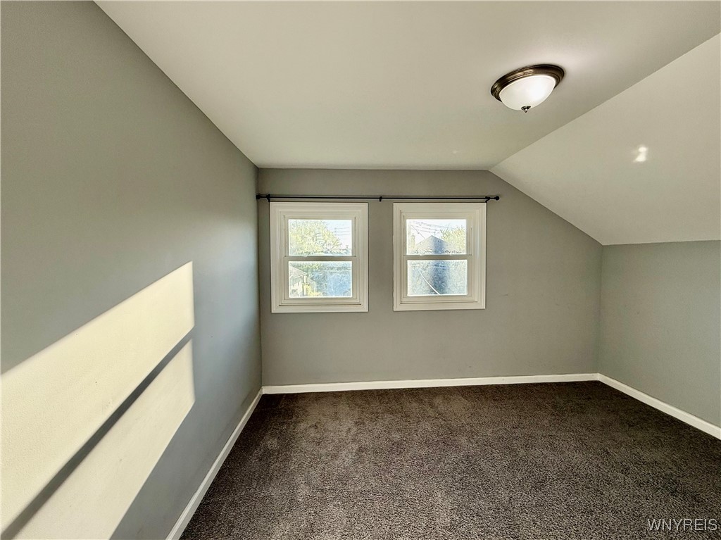 101 Spruce Street, Lackawanna, New York image 32