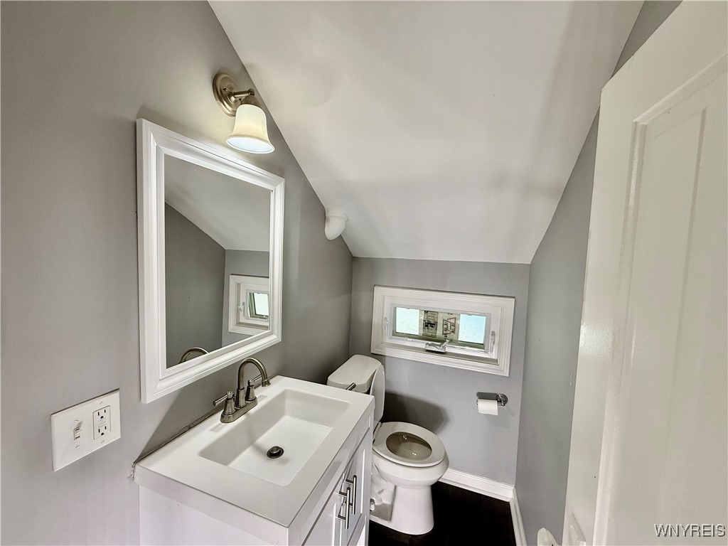 101 Spruce Street, Lackawanna, New York image 36