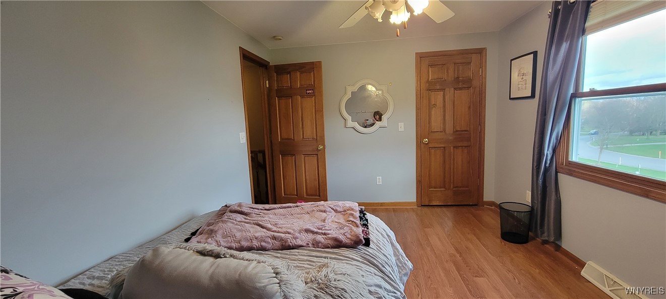 Lockport-Town, New York 14094, United States, 3 Bedrooms Bedrooms, ,4 BathroomsBathrooms,Residential,Pending,29097