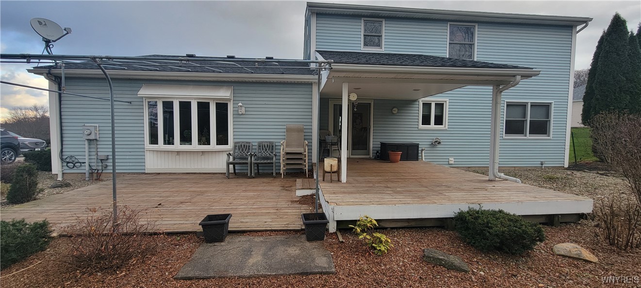 Lockport-Town, New York 14094, United States, 3 Bedrooms Bedrooms, ,4 BathroomsBathrooms,Residential,Pending,29097