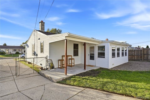 Tiny photo for 89 Wheaton Drive, Cheektowaga, NY 14225 (MLS # B1723995)