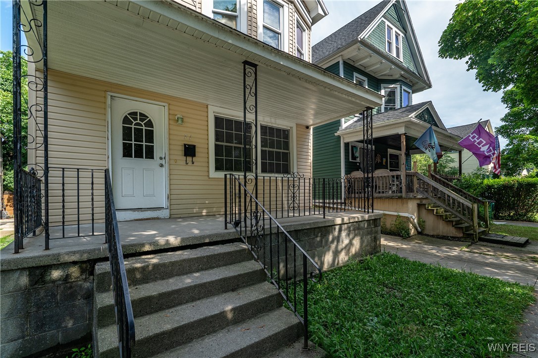71 Hoyt Street