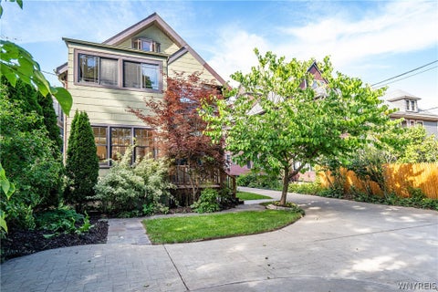 Tiny photo for 739 Lafayette Avenue, Buffalo, NY 14222 (MLS # B1679881)