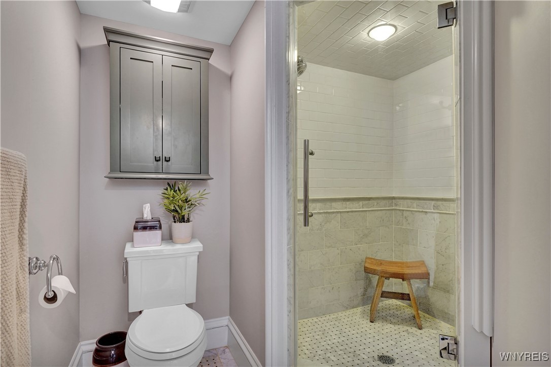 429 Oakwood Avenue, Aurora, New York image 30