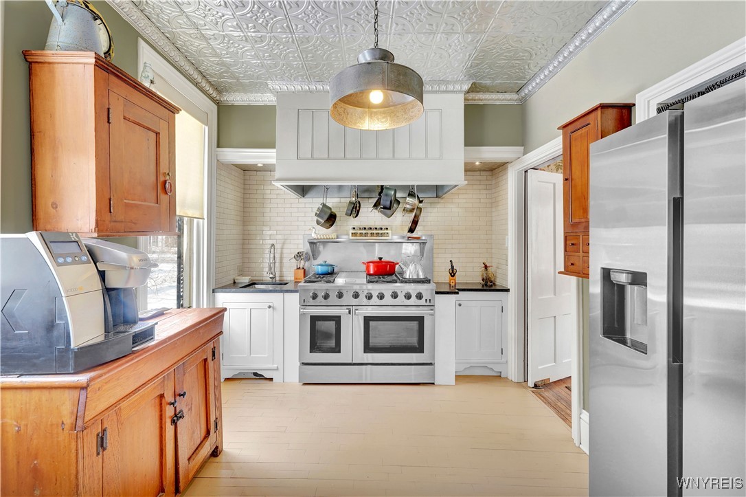 429 Oakwood Avenue, Aurora, New York image 16