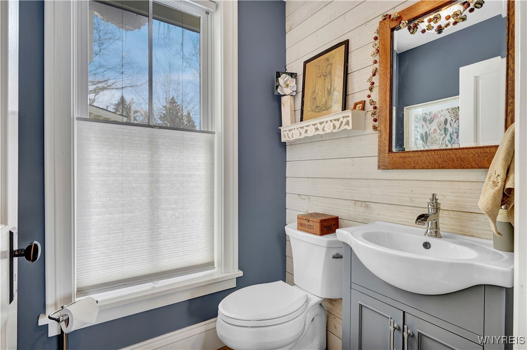 429 Oakwood Avenue, Aurora, New York image 24