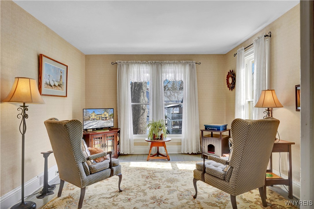 429 Oakwood Avenue, Aurora, New York image 40