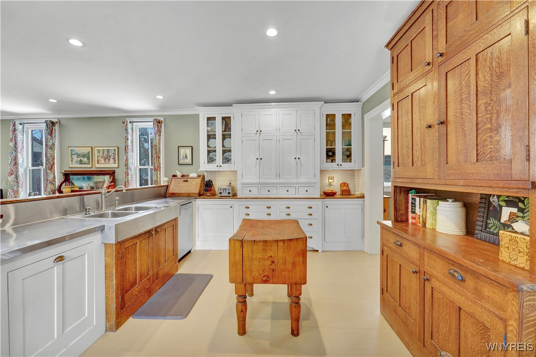 429 Oakwood Avenue, Aurora, New York image 14