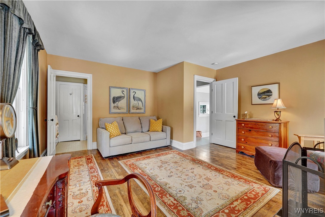429 Oakwood Avenue, Aurora, New York image 34