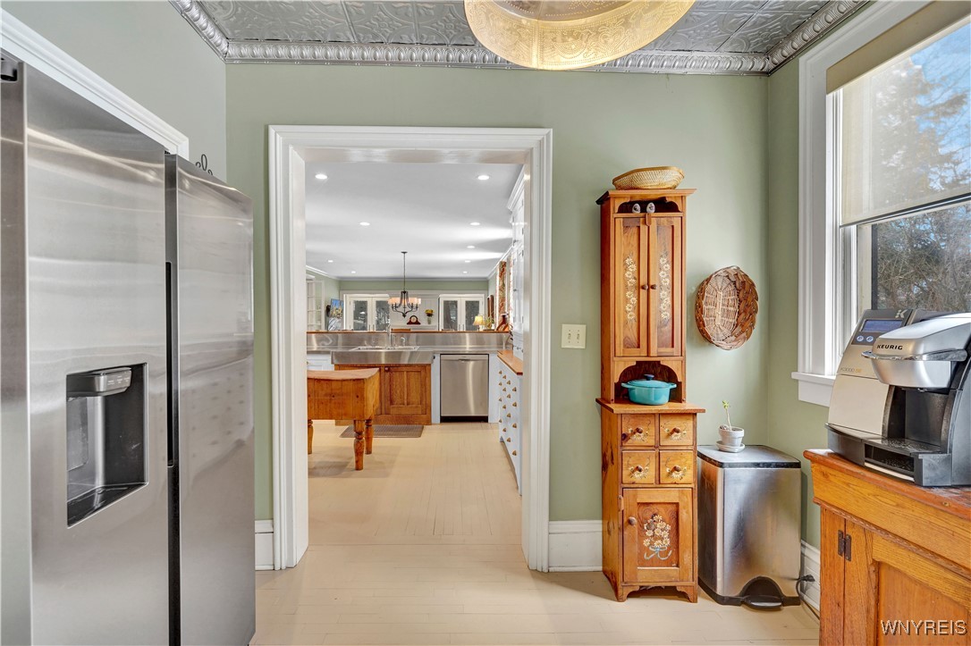 429 Oakwood Avenue, Aurora, New York image 17