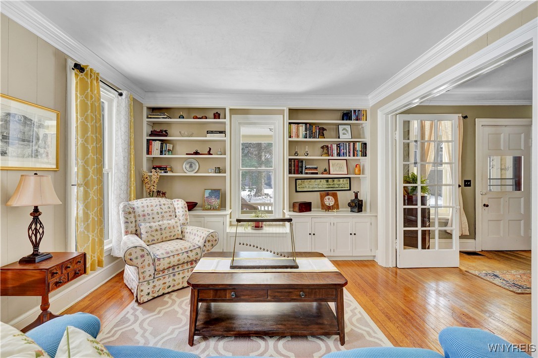 429 Oakwood Avenue, Aurora, New York image 9