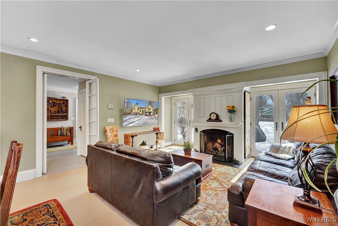 429 Oakwood Avenue, Aurora, New York image 20