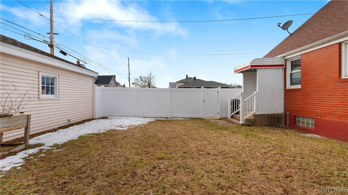 76 Hoover Avenue, Tonawanda, New York image 25