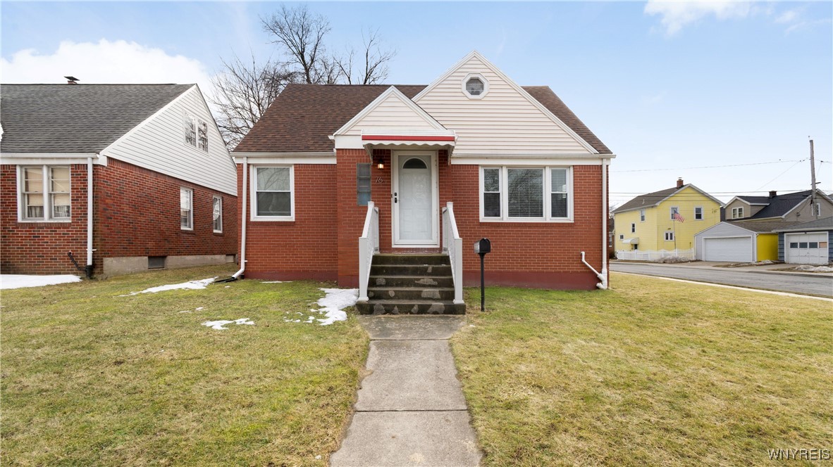 76 Hoover Avenue, Tonawanda, New York image 2
