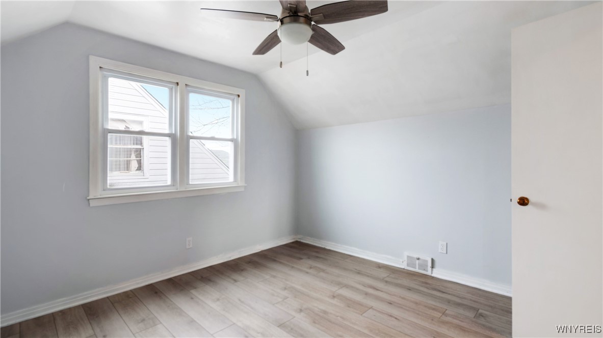 76 Hoover Avenue, Tonawanda, New York image 23