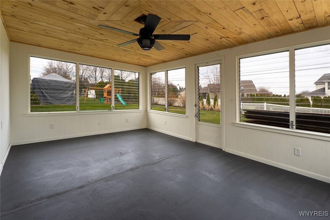 207 Marrano Drive, Lancaster, New York image 37