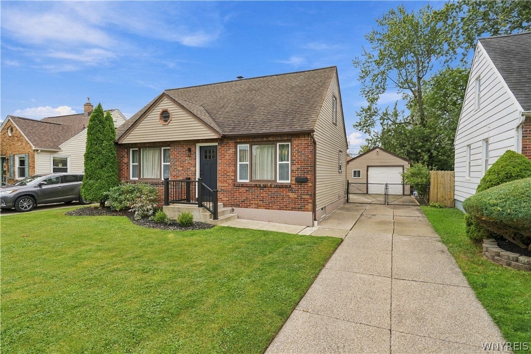 69 Layton Avenue