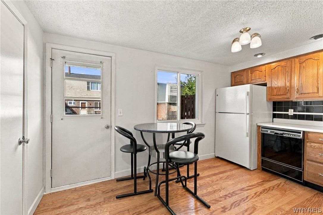 28 Stoneledge Court