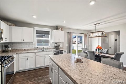 Tiny photo for 2 Stelle Street, Hamburg, NY 14075 (MLS # B1684583)