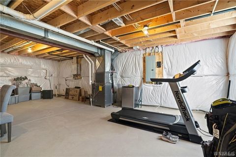 Tiny photo for 2 Stelle Street, Hamburg, NY 14075 (MLS # B1684583)