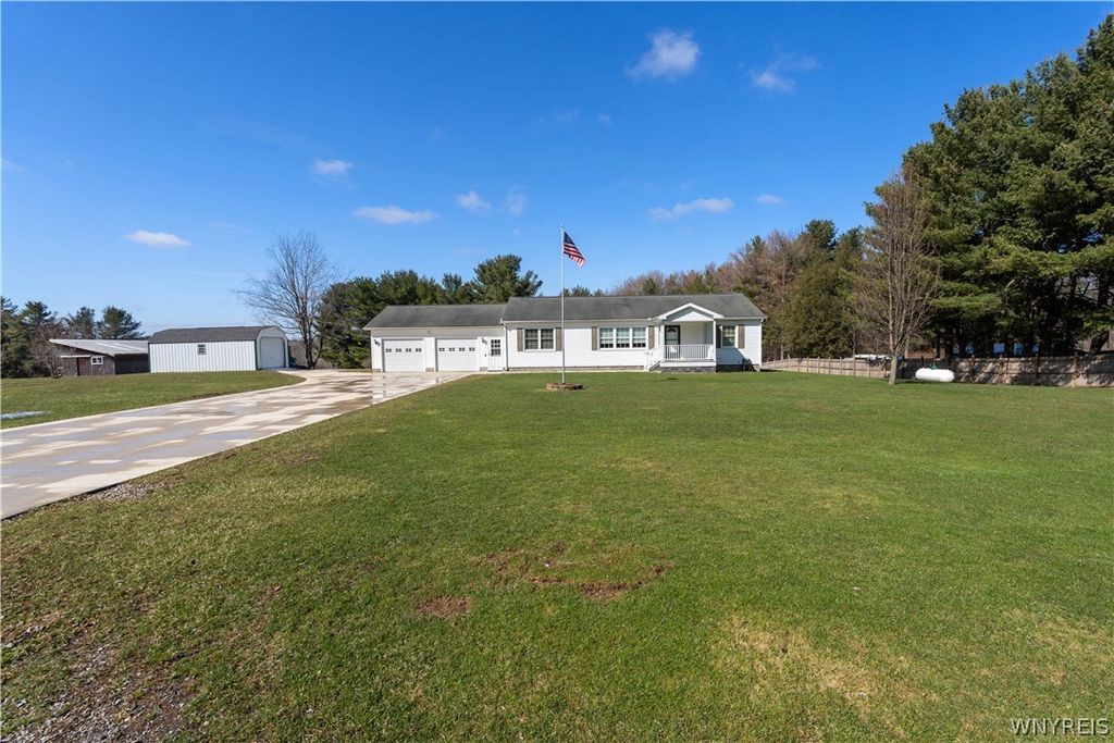 Photo of 6820 West View Drive, Perry, NY 14530 (MLS # B1668746)