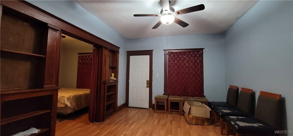 Photo of 508 27th Street, Niagara Falls, NY 14301 (MLS # B1652790)