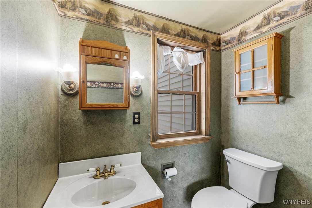 249 Bay Street, Wilson, New York image 15