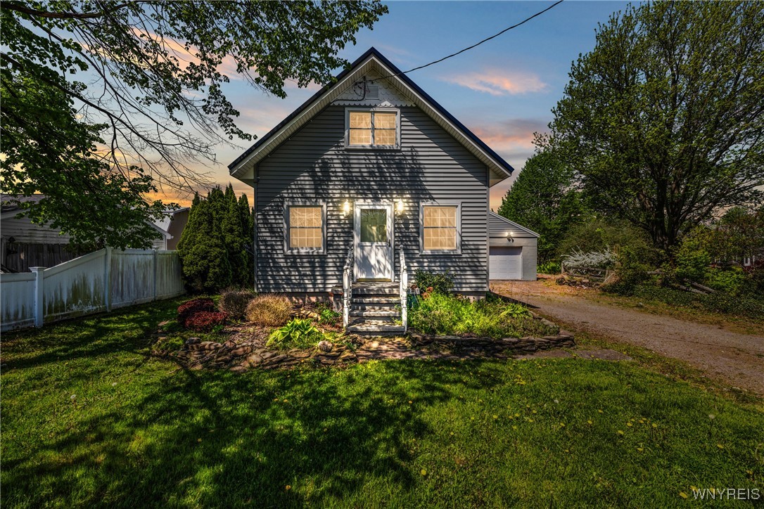 249 Bay Street, Wilson, New York image 1